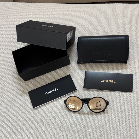 CHANEL Black and Gold Sunglasses with Case - Picture 1 of 12